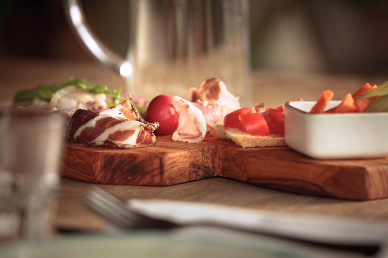 Agriturismo Bio Aia Della Colonna Сатурния Екстериор снимка